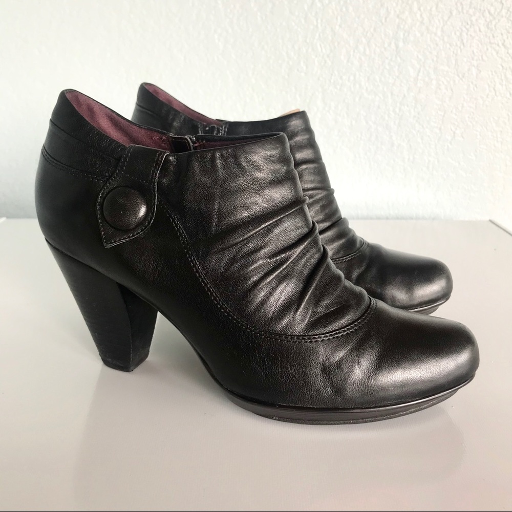 Clarks Indigo Black Hedda Leather Ankle Boots Size 9.5 Womens Shoes Booties